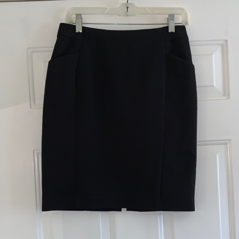 Black pencil skirt